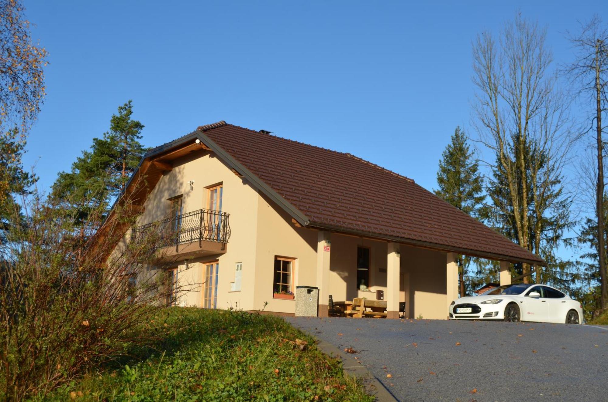 Holiday Home With Hot Tub And Sauna Sabina Rovte Exterior foto