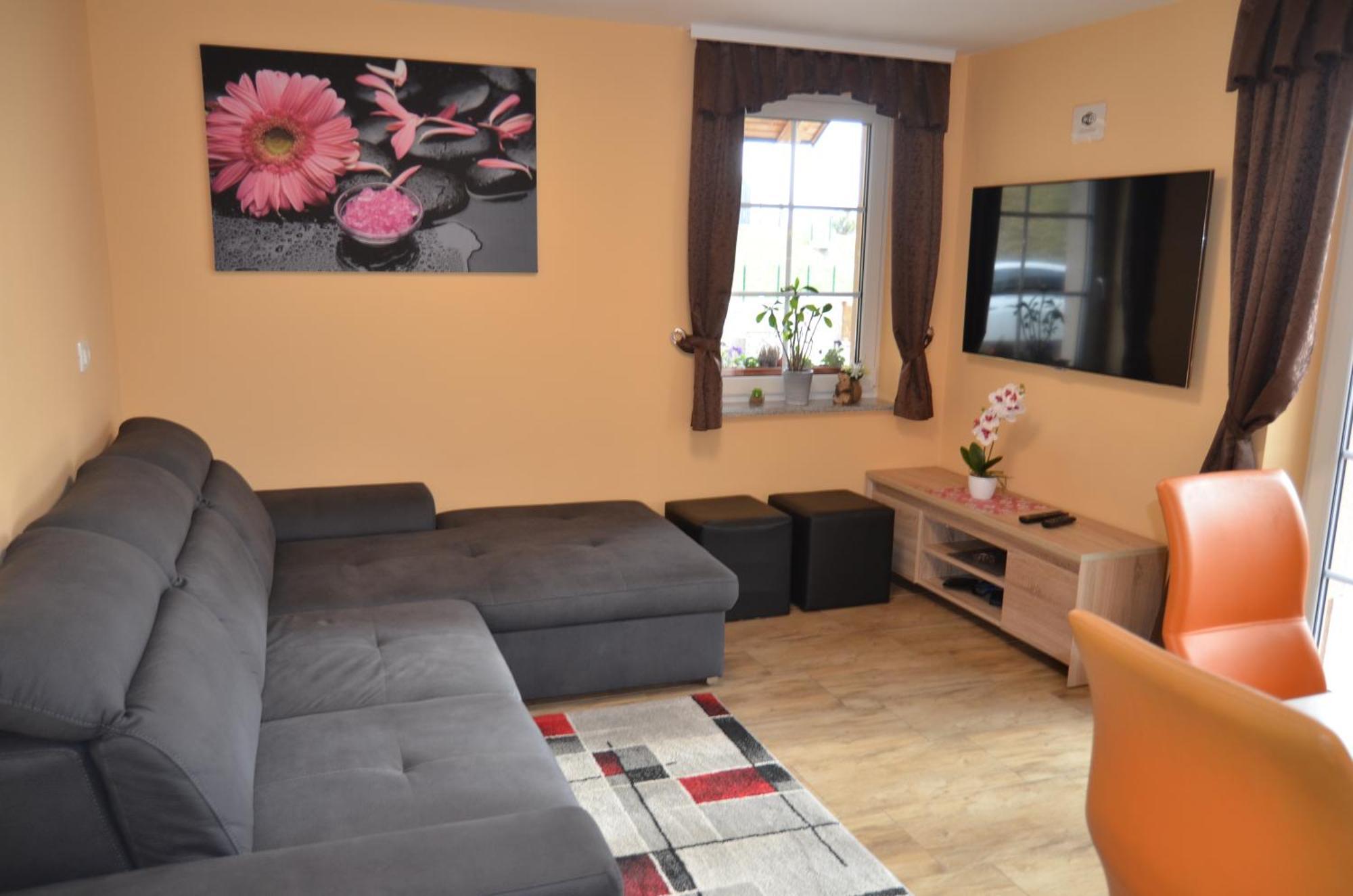 Holiday Home With Hot Tub And Sauna Sabina Rovte Exterior foto